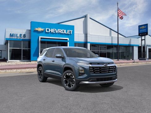 New 2026 Chevrolet Equinox LT w/ Convenience Package II image 5