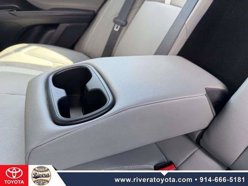 Certified 2025 Toyota Camry SE image 14