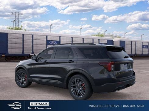 New 2026 Ford Explorer ST-Line w/ ST-Line Street Pack AWD/4WD image 4