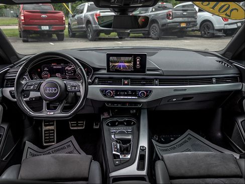 Used 2018 Audi S4 Premium Plus w/ Navigation Package AWD/4WD image 12
