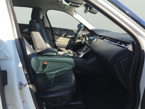 Used 2020 Land Rover Range Rover Velar S image 12