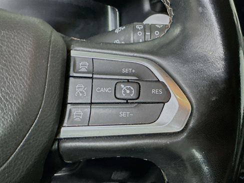 Used 2022 Jeep Compass Limited w/ Elite Group image 17