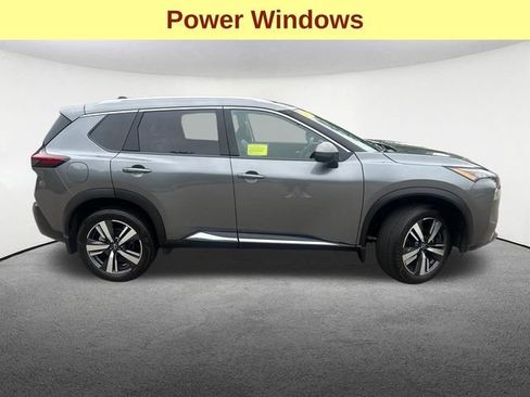 Used 2023 Nissan Rogue SL AWD/4WD image 11