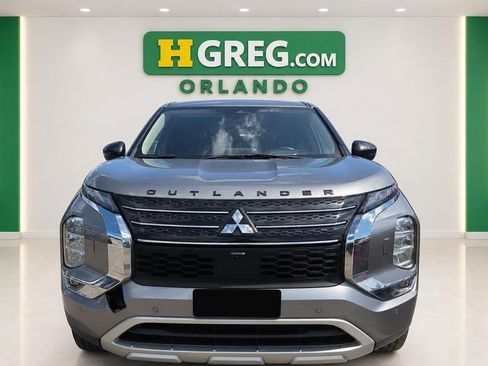 Used 2022 Mitsubishi Outlander SE AWD/4WD image 7