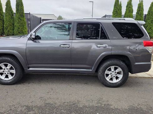 Used 2011 Toyota 4Runner SR5 image 8