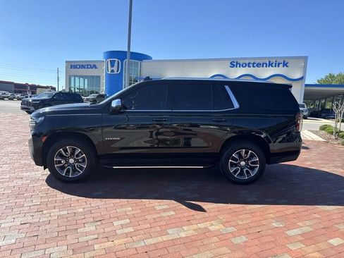 Used 2022 Chevrolet Tahoe LT w/ Luxury Package RWD image 33