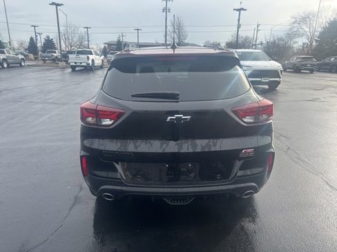 Used 2022 Chevrolet TrailBlazer RS w/ Sun and Liftgate Package image 7