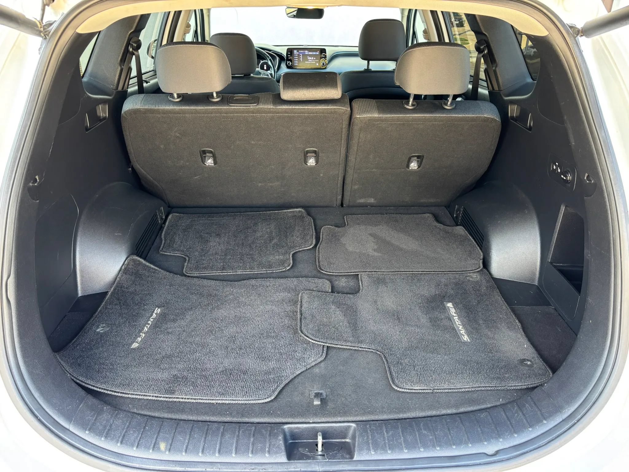 Used 2021 Hyundai Santa Fe SEL w/ Convenience Package FWD image 65