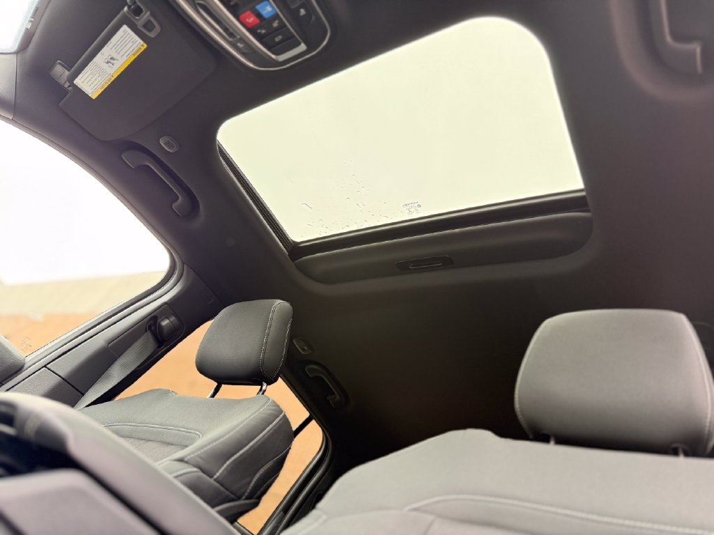 New 2026 Jeep Grand Cherokee Laredo X AWD/4WD image 21