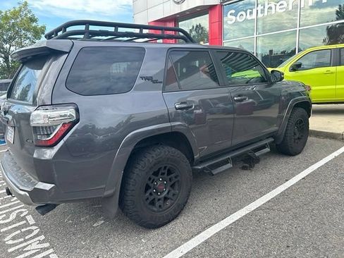 Used 2022 Toyota 4Runner TRD Off-Road Premium w/ Moonroof Package AWD/4WD image 7