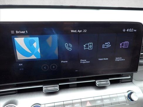 Used 2024 Hyundai Kona SE AWD/4WD image 19