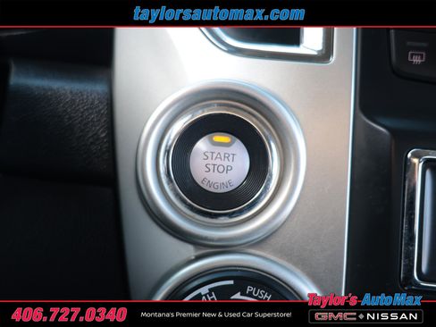 Used 2019 Nissan Titan SV w/ SV Convenience Package image 25