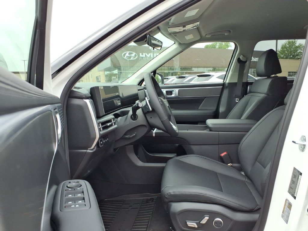 Certified 2026 Hyundai Santa Fe SEL FWD image 13
