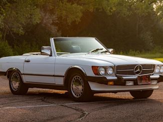 Used 1988 Mercedes-Benz 560 SL image 1