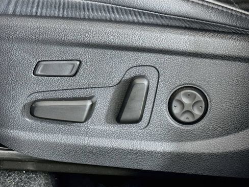 Used 2021 Hyundai Santa Fe Limited AWD/4WD image 19