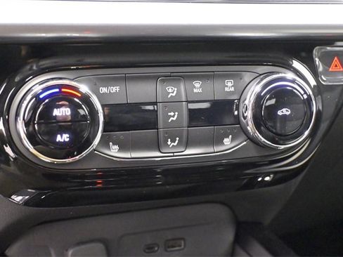 New 2026 Chevrolet Trax LT w/ Driver Confidence Package image 21