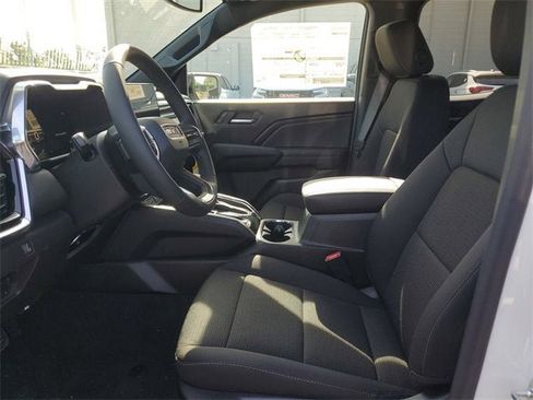 New 2025 GMC Canyon Elevation w/ Convenience Package image 21