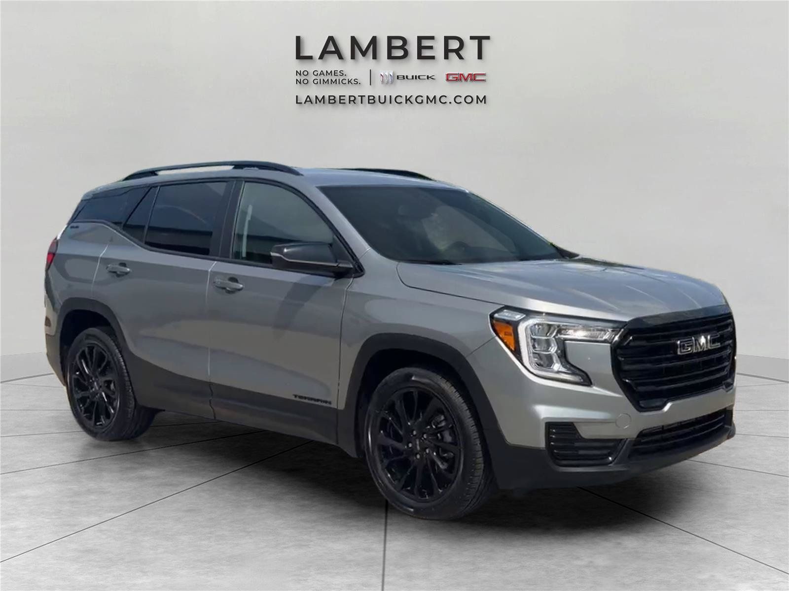 Used 2024 GMC Terrain SLE w/ Driver Convenience Package FWD image 7