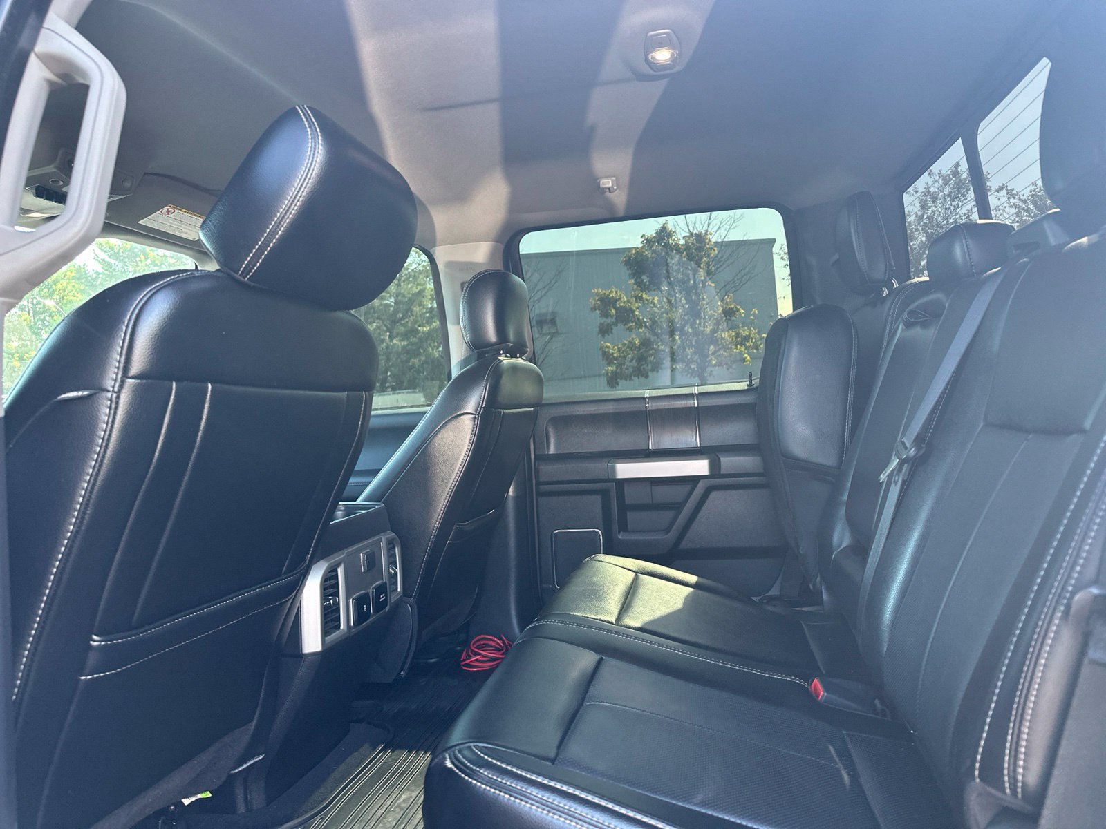 Used 2021 Ford F250 Lariat w/ Lariat Value Package AWD/4WD image 9