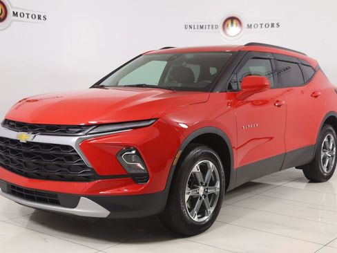 Used 2024 Chevrolet Blazer LT w/ Convenience Package FWD image 5