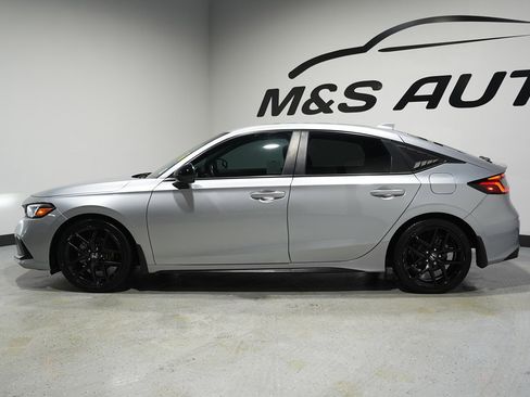 Used 2024 Honda Civic Sport image 4