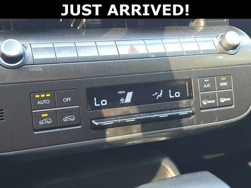 Certified 2024 Hyundai Kona SEL FWD image 15