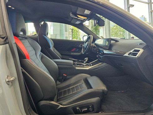 Used 2025 BMW M2 w/ Lighting Package RWD image 9