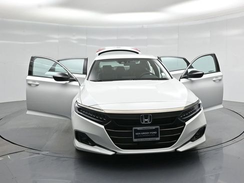 Used 2022 Honda Accord Sport image 28