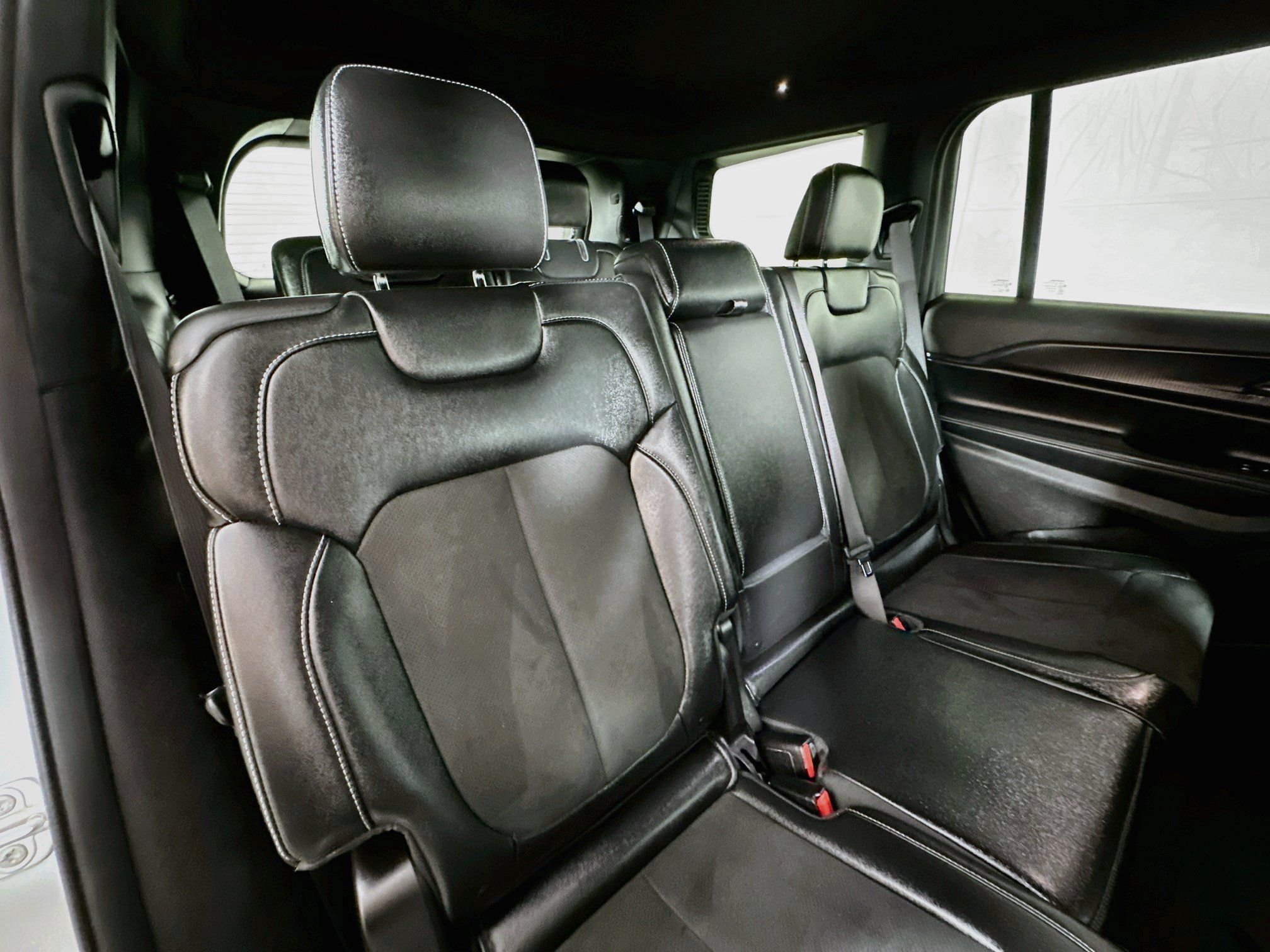 Used 2024 Jeep Grand Cherokee L Laredo AWD/4WD image 26