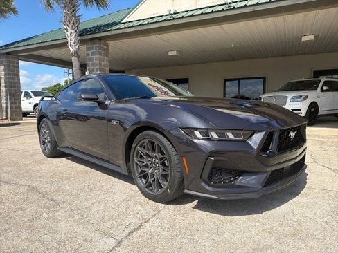 Used 2024 Ford Mustang GT Premium w/ GT Performance Package image 3
