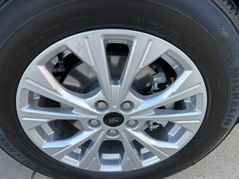Used 2025 Ford Escape Active FWD image 4