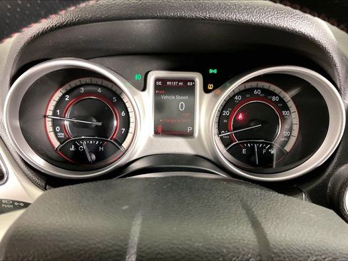 Used 2018 Dodge Journey GT image 29