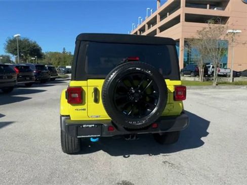 Used 2022 Jeep Wrangler Unlimited Sahara w/ Safety Group image 23