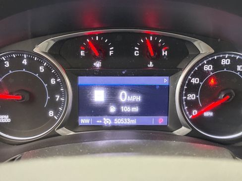 Used 2022 GMC Terrain SLT w/ Infotainment Package II AWD/4WD image 13