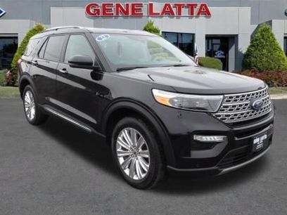 Certified 2022 Ford Explorer Limited w/ Limited Technology Package