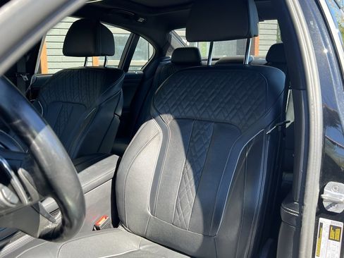 Used 2018 BMW 750i xDrive 750i xDrive image 13