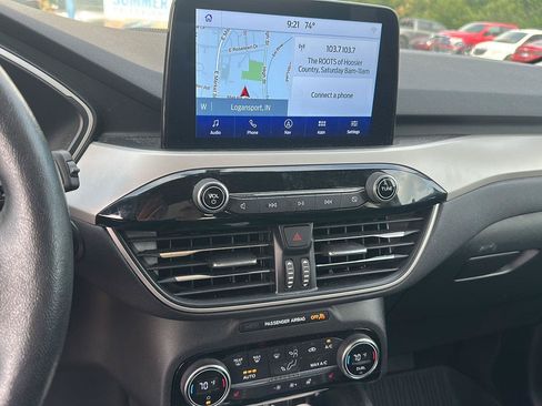 Used 2021 Ford Escape SEL w/ Technology Package AWD/4WD image 18
