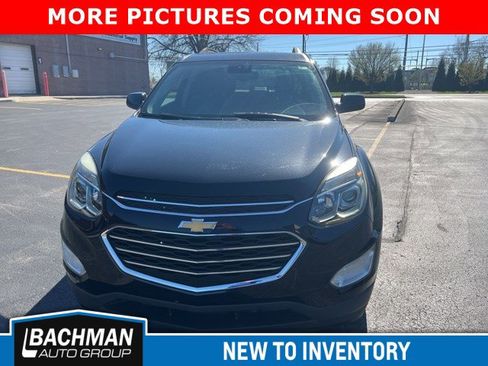 Used 2017 Chevrolet Equinox LT w/ Convenience Package image 3