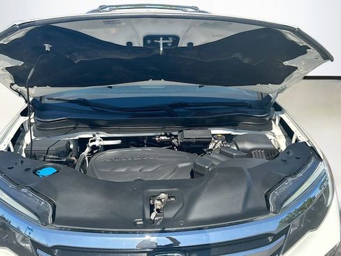 Used 2016 Honda Pilot Elite image 34