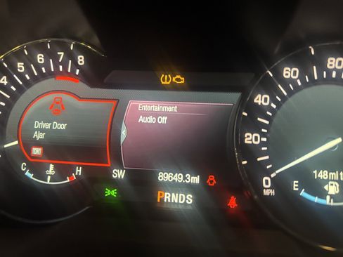 Used 2016 Lincoln MKX Reserve w/ Enhanced Security Package image 2