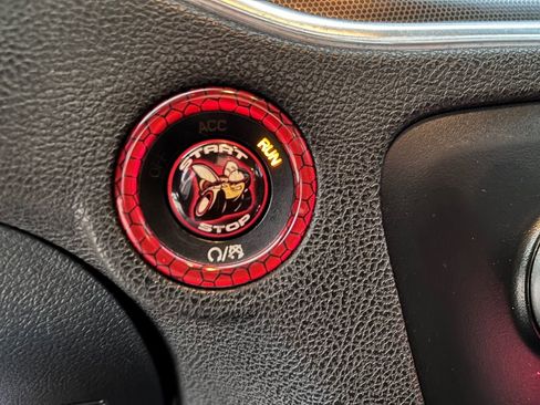 Used 2018 Dodge Charger R/T Scat Pack image 28