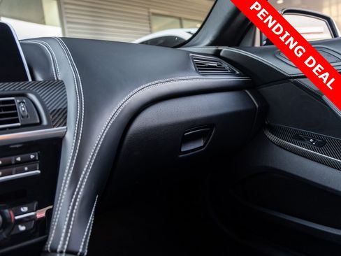 Used 2018 BMW 640i Convertible image 29