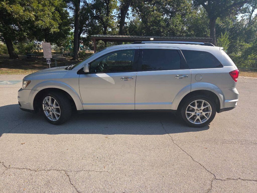 Used 2013 Dodge Journey Crew w/ Flexible Seating Group AWD/4WD image 3
