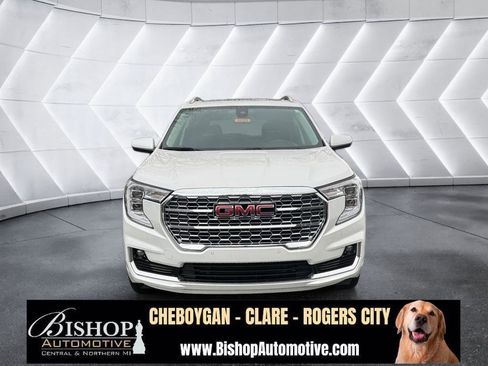 Used 2022 GMC Terrain Denali image 21