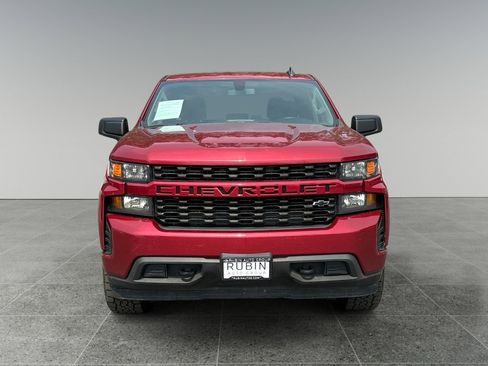 Used 2020 Chevrolet Silverado 1500 Custom w/ Custom Value Package image 8