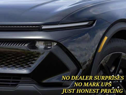 New 2026 Chevrolet Equinox EV LT w/ Midnight Package image 10