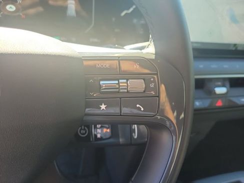 Certified 2026 Kia EV9 Light image 23