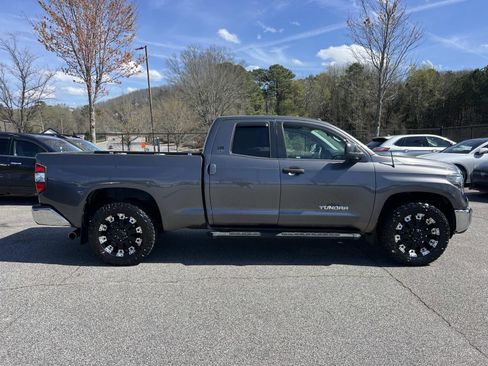 Used 2016 Toyota Tundra SR5 w/ SR5 Upgrade Package image 8