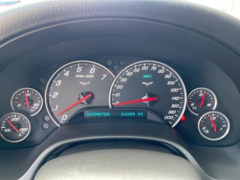 Used 2010 Chevrolet Corvette Grand Sport RWD image 32