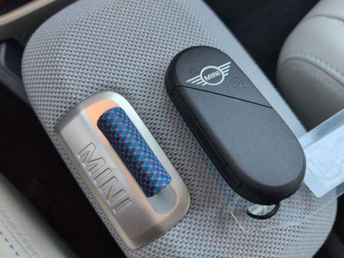 New 2026 MINI Cooper 4-Door Hardtop image 34